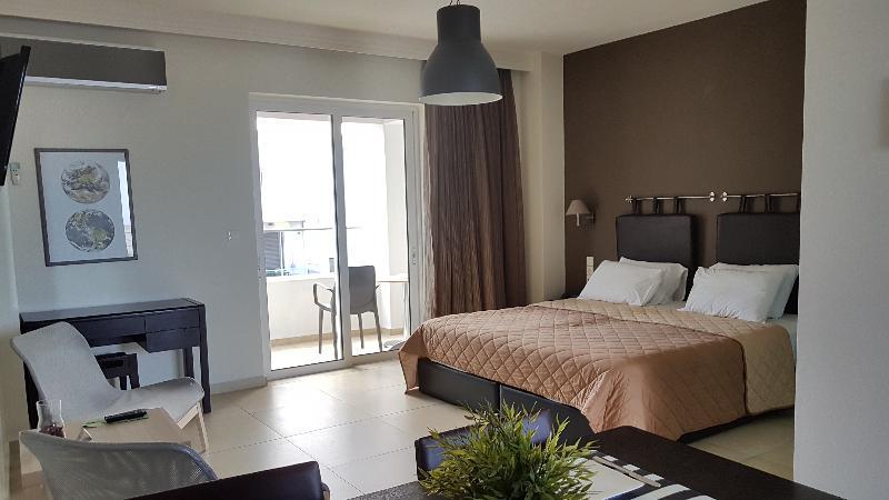 Cosmos Hotel Ретимно Екстериор снимка