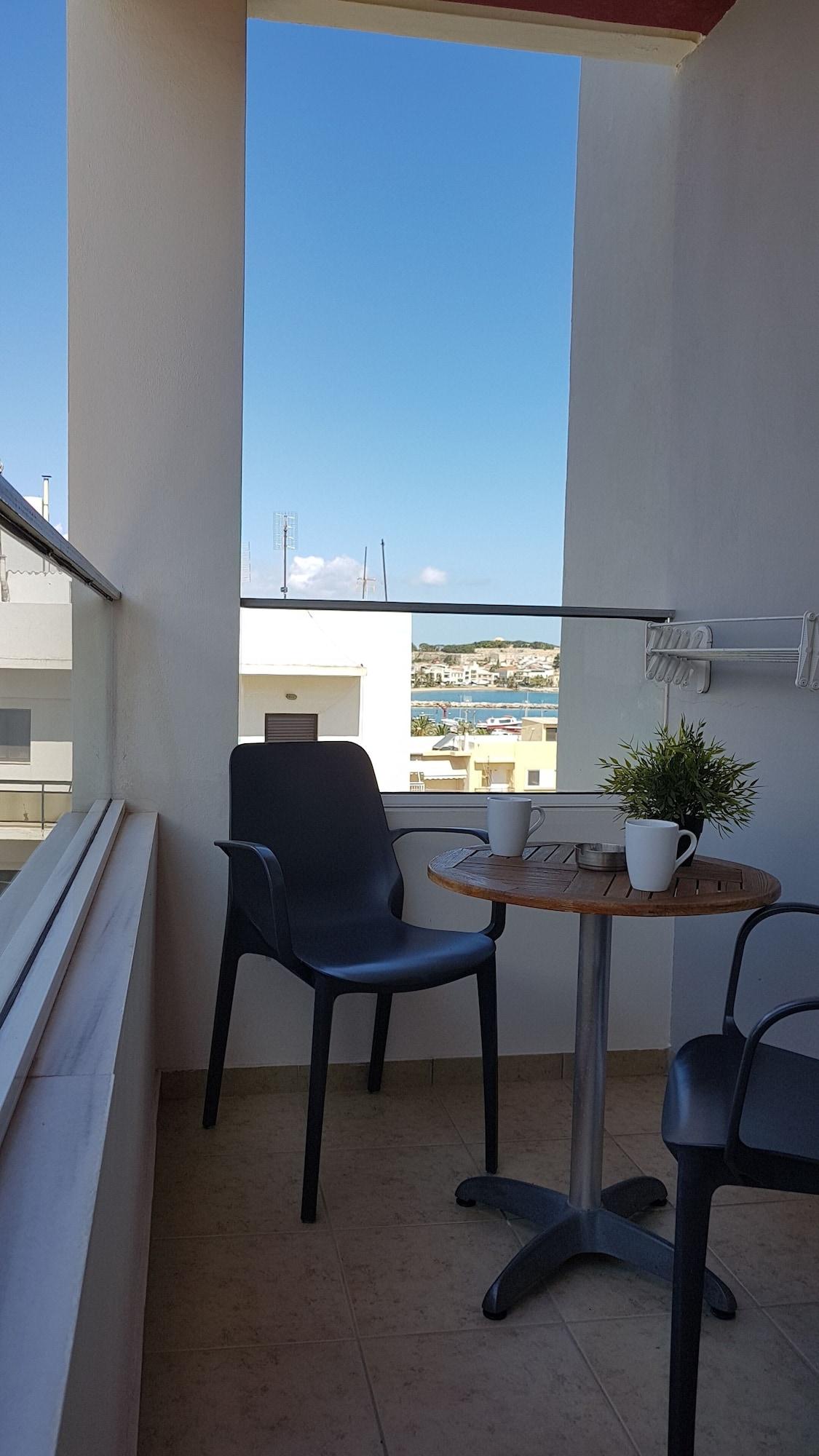 Cosmos Hotel Ретимно Екстериор снимка