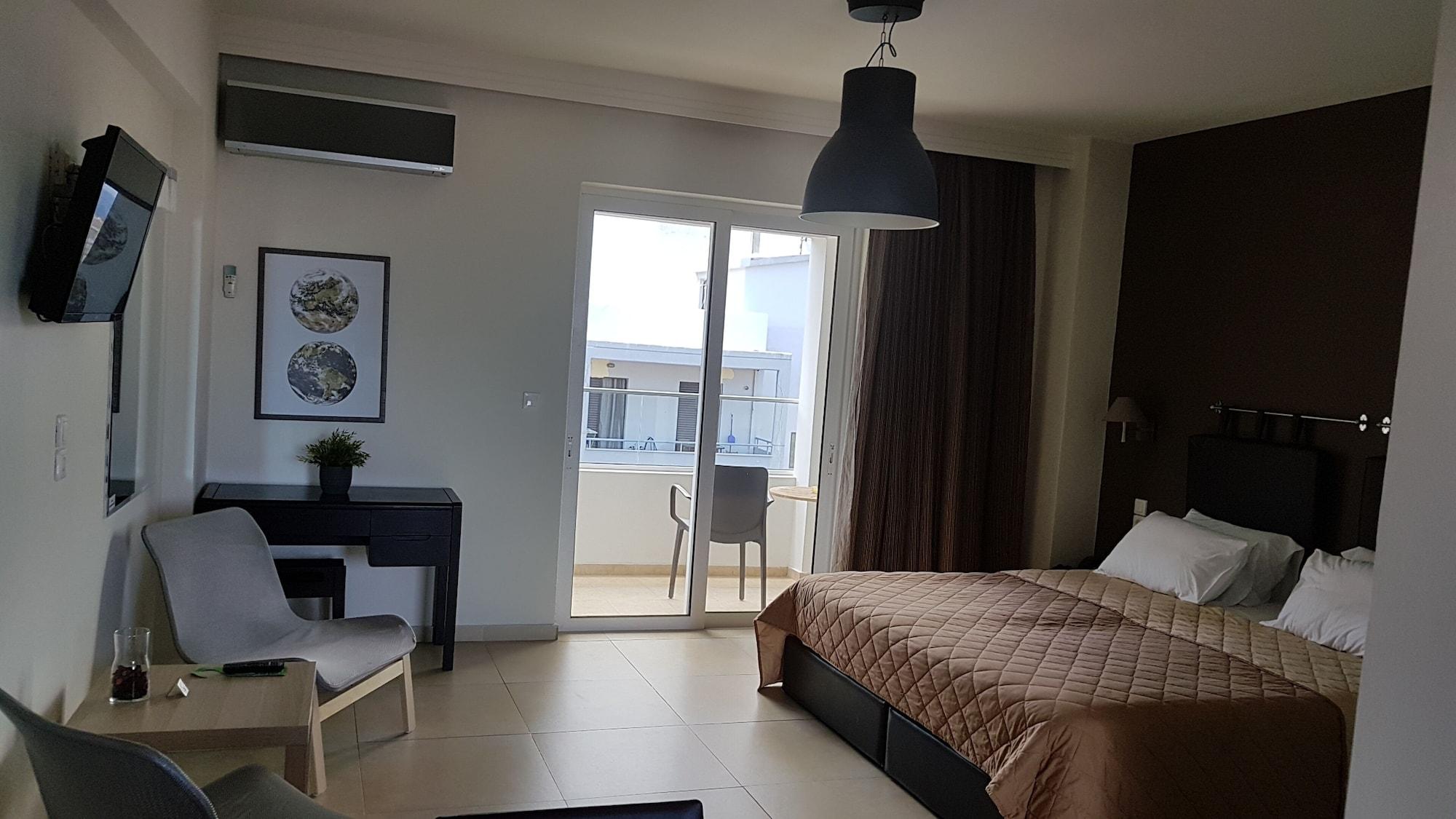 Cosmos Hotel Ретимно Екстериор снимка