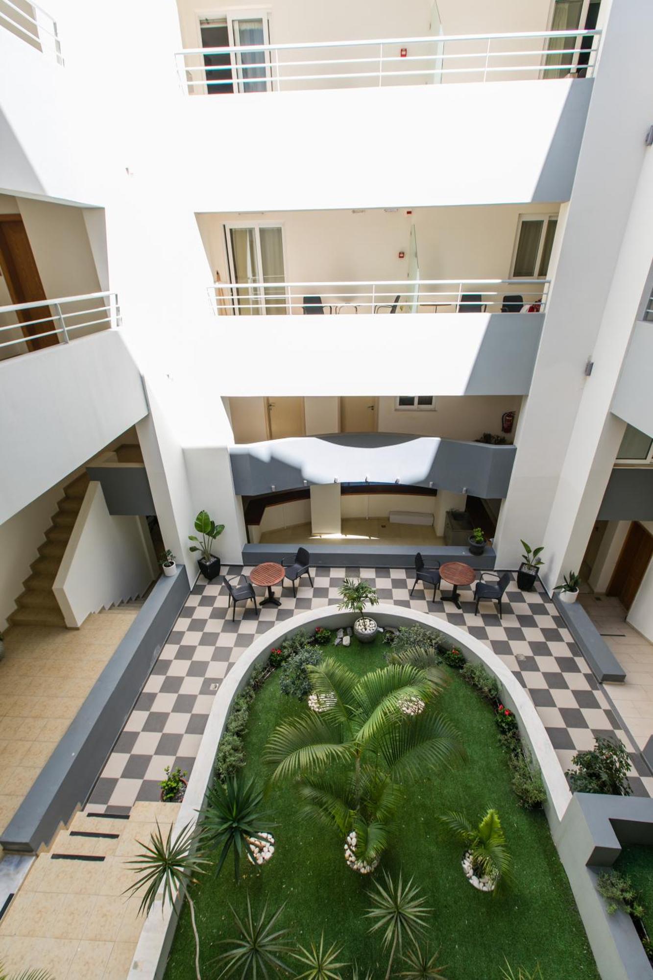 Cosmos Hotel Ретимно Екстериор снимка