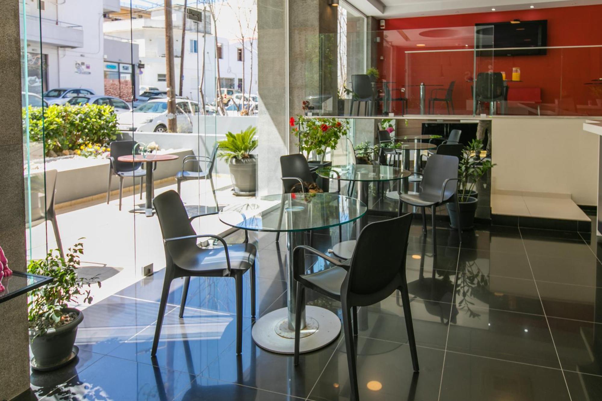 Cosmos Hotel Ретимно Екстериор снимка